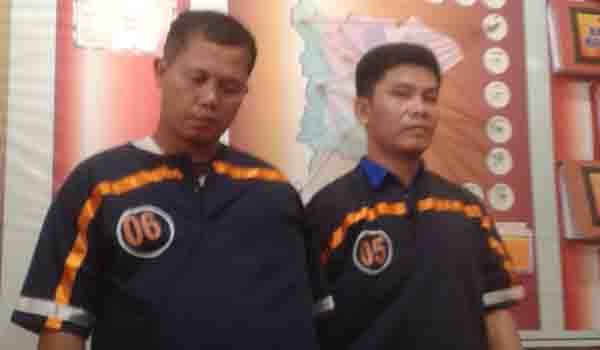 Amat Sargawi dan M. Taher  