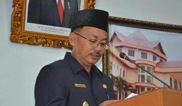 <b>Foto:</b> Bupati Batanghari Sinwan