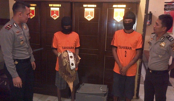 Pelaku pembongkaran brangkas KUA di Bungo