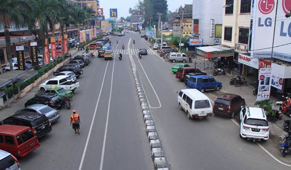 Salah Satu titik parkir liar di kota Jambi