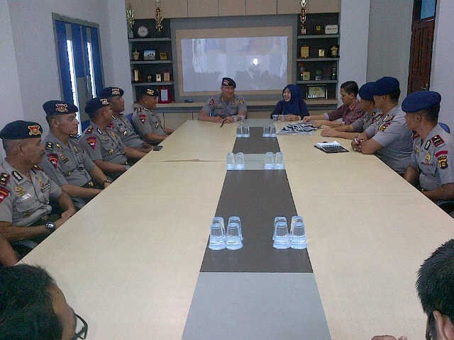 Suasana diskusi di lantai 2 Graha Pena Jambi Ekspres