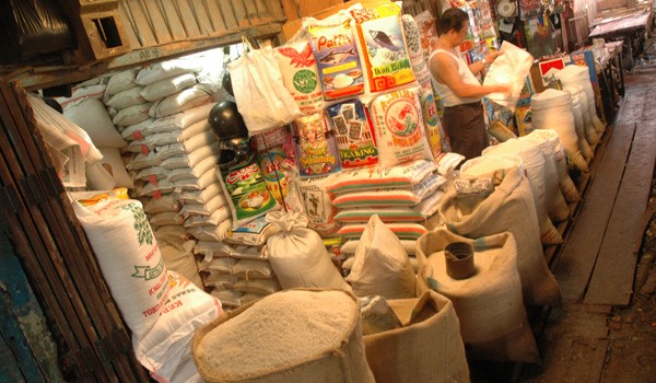 <b>DIHAPUS :</b> Masyarakat harus membeli Beras Premium apabila program Raskin memang dihapuskan pada masa kepemimpinan Jokowi, DOK/JE      