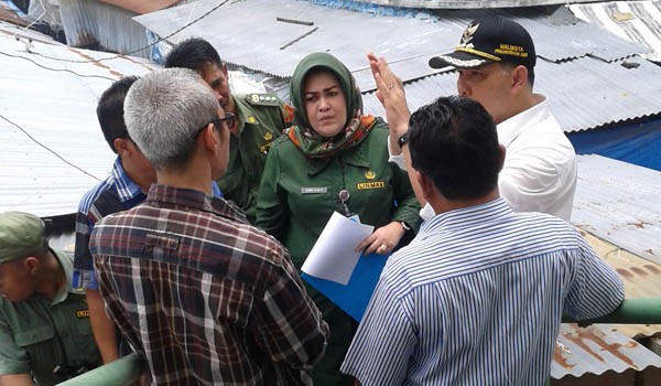 Walikota Jambi SY Fasha saat blusukan ke istana anak-anak beberapa waktu lalu