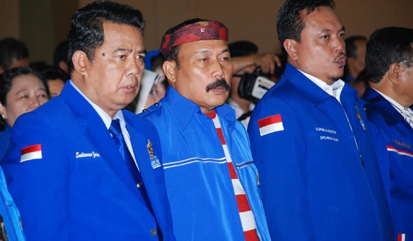 Sudirman Zaini bersama petinggi Partai Demokrat lainnya dalam sebuah kesempatan.