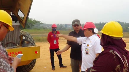 Kadis PU Provinsi Jambi Fauzi Anhsori