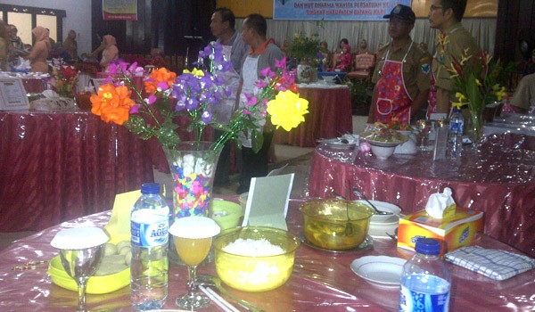 Lomba memasak untuk peringai hari ibu