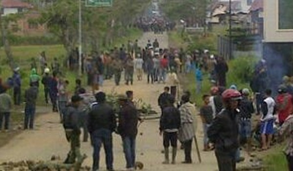 Suasana mencekam di perbatasan dua desa, Kumun dan Tanjung Pauh beberapa waktu yang lalu