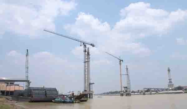 Jembatan Pedestarian saat pembangunan