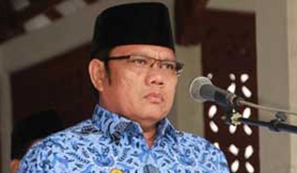 Wakil Bupati Sarolangun Drs. H. Pahrul Rozi
