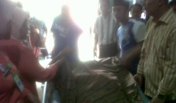 <b>Foto:</b> Jenazah Soerwano saat berada dirumah duka