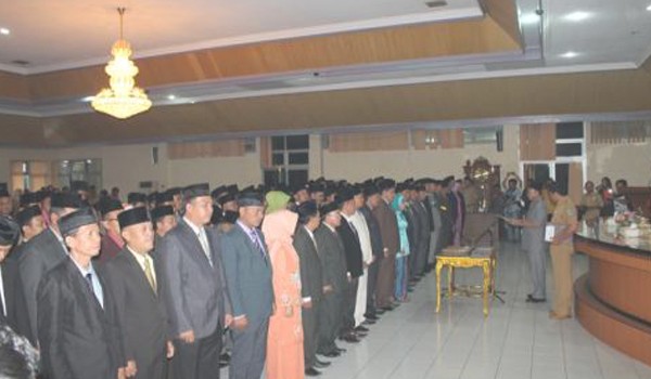 Ratusan pejabat di Kabupaten Batanghari di lantik