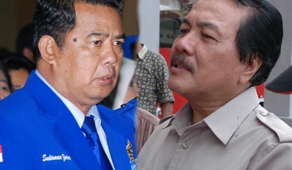 ï»¿Bupati Bungo Sudirman Zaini dan mantan Bupati Bungo Zulfikar Achmad   