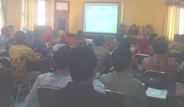 Road Show Guru Favorit 2015 yang diadakan Jambi ekspres di Tanjabbar