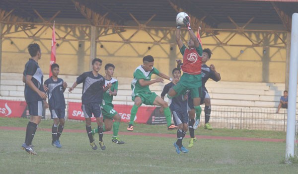 Kesebelasan Kota Jambi saat menghadapi kesebelasan Sarolangun