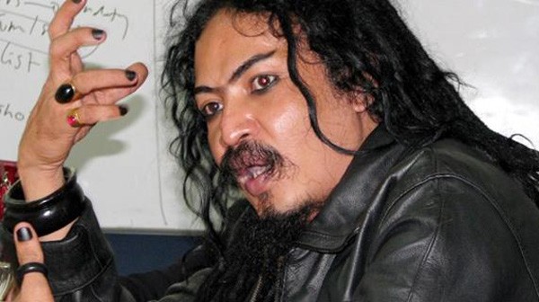 Limbad dengan batu akik