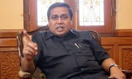 Gubernur Jambi Hasan Basri Agus