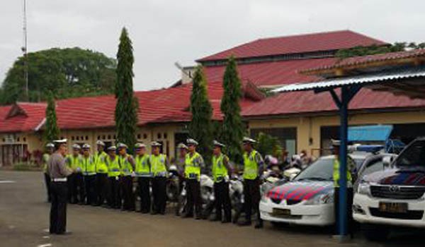 Satlantas Tanjabtim sebelum pelaksanaan razia