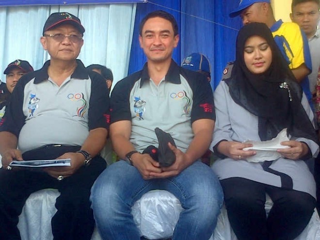 Cek Endra, Zumi Zola dan Sherin