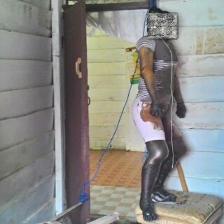 Korban yang tewas gantung diri