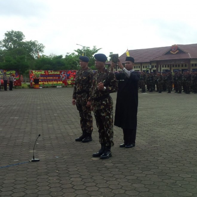 pengambilan sumpah Kasat Brimob yang baru