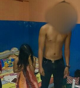 DK dan AD saat diamankan di kamar hotel Sarinah Pasar Jambi