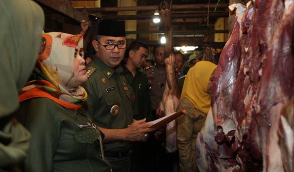 Walikota Jambi SY Fasha Sidak ke Pasar Angso Duo