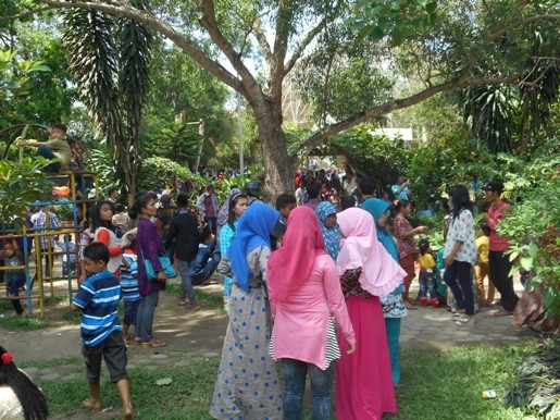 Taman Rimba Jambi dipadati pengunjung selama libur lebaran 