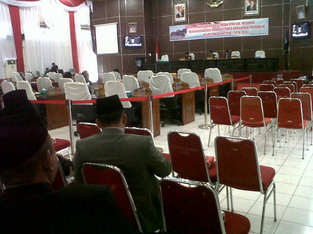 Rapat paripurna DPRD Merangin hanya dihadiri oleh lima anggota DPRD