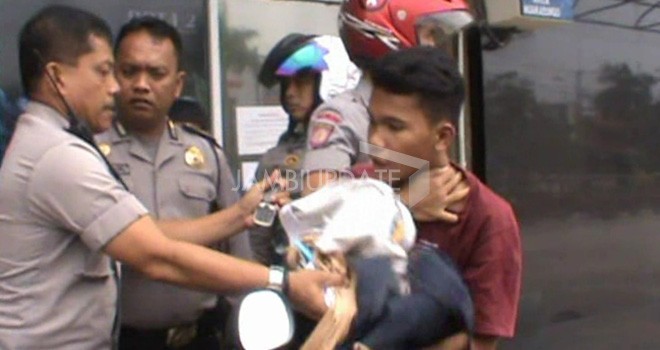 Tawuran antar pelajar di Kabupaten Merangin.