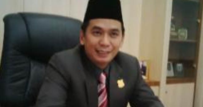 Ketua DPRD Tanjab Barat, Faizal Riza.