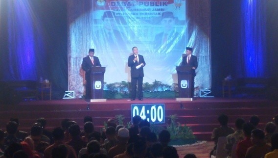Debat kandidat di RCC Jambi.