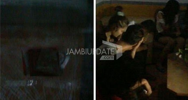 Tiga pasangan kekasih kepergok dalam kamar hotel.