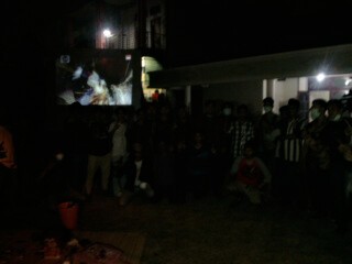 Suasana Nobar di Posko Perjuangan Sungai Kambang