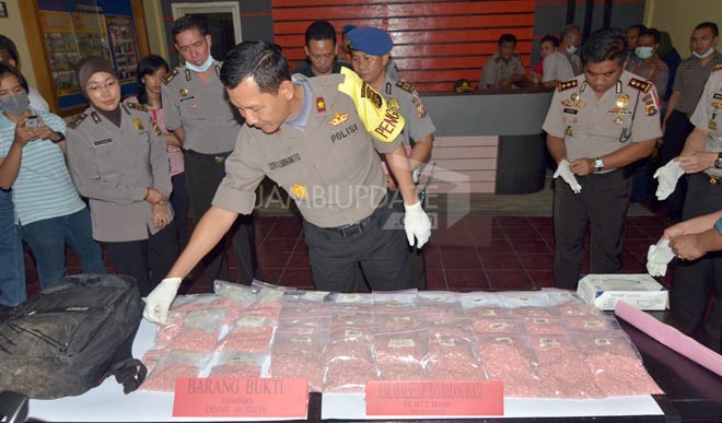 Sebanyak 36.071 butir Pil Ekstasi yang dimanakan oleh pihak Polresta Jambi, segera dimusnahkan.