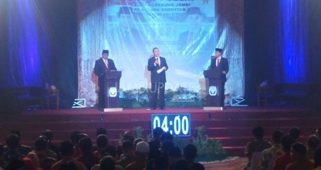 Debat kandidat di RCC Jambi.