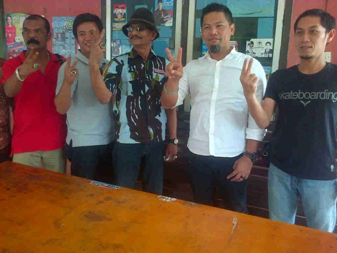 Pengurus DPD IPK Bungo mendatangi Media Center Zumi Zola, di Jalan Imam Bonjol No 20 Telanaipura, Kota Jambi