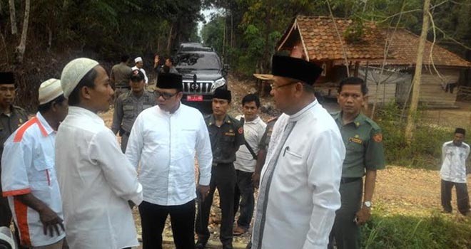 Cek Endra-Pahrul saat menghadiri silaturahmi dan pengajian akbar.