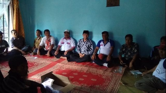 Edi Purwanto silaturrahmi dengan masyarakat Desa Baru, Kecamatan Mestong, Kabupaten Muarojambi.