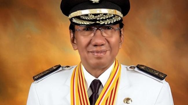 Alm Arifien Manap, mantan Wako Jambi dua periode