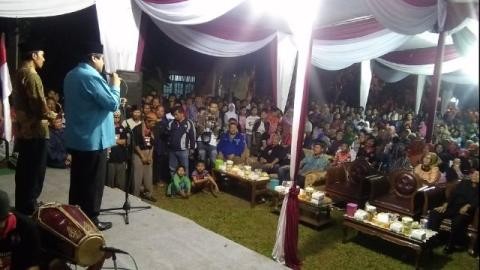 HBA dan Edi Purwanto saat berada di Kasang Pudak, Muaro Jambi