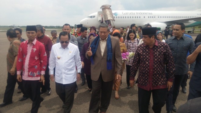 SBY disambut HBA dan Edi Purwanto serta Pj Gubernur Jambi Irman