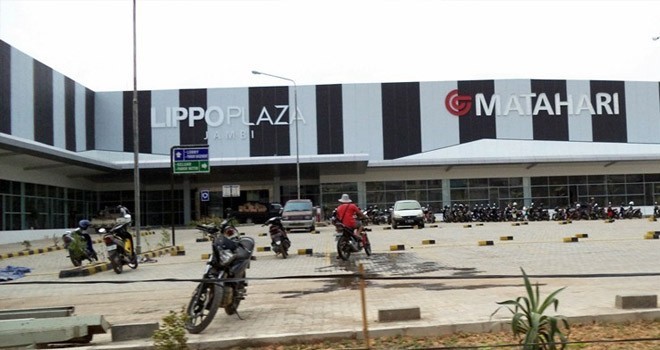 Lippo Mall di Talangbanjar.