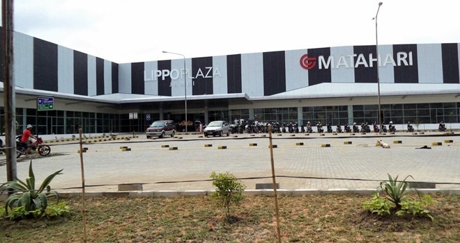 Lippo Mall di Talangbanjar.