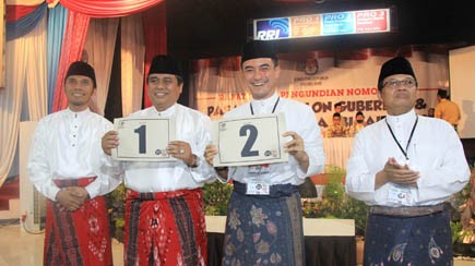 Pasangan calon gubernur dan wakil gubernur Jambi HBA-EP dan ZZ-FU