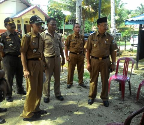 Bupati Sarolangun Cek Endra pantau kesiapan TPS