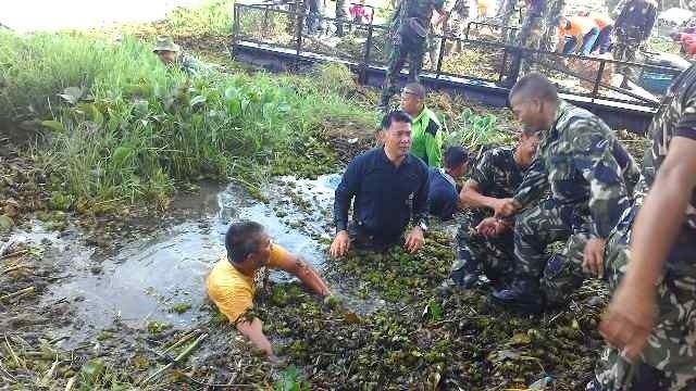 Walikota Jambi SY Fasha saat berada di Danau Sipin Jumat (11/12)