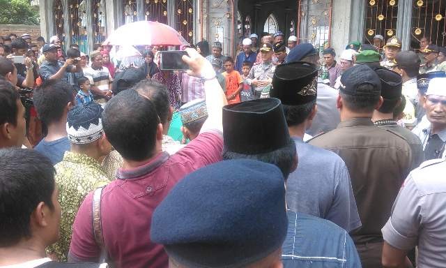 Kapolda Jambi usai mengikuti sholat jenazah korban bentrok Kungkai