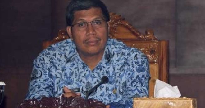 Bupati Tanjabtim, Ambo Tang.
