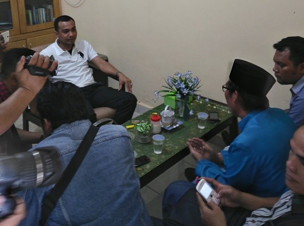 Ketua Lembaga Adat Batanghari Fathuddin Abdi saat berada di Kejari Muara Bulian Rabu (16/12)