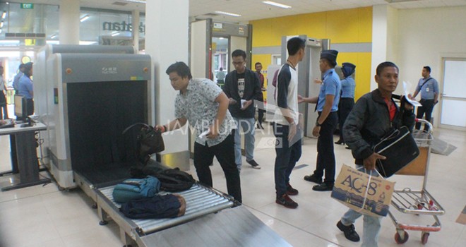 Suasana Bandara Sultan Thaha Jambi, masih tampak seperti biasa, bahkan cenderung lengang.